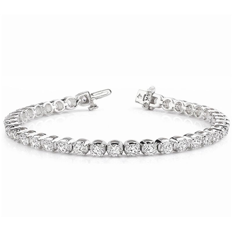 14K White Gold Diamond Bracelet; 4 ctw